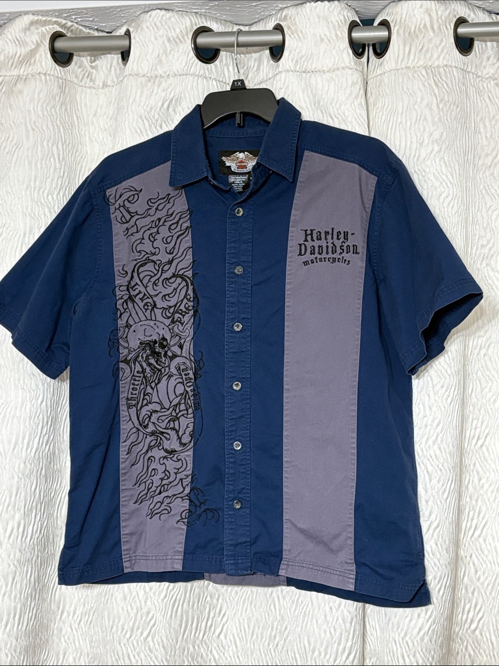 Harley-Davidson Navy and Gray Short Sleeve Button-Up Shirt with Graphics-Size L